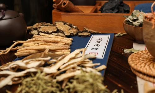 修正药业扶正颗粒-修正扶正颗粒无糖网 - 为你提供修正扶正颗粒小孩能吃吗、修正扶正颗粒说明书